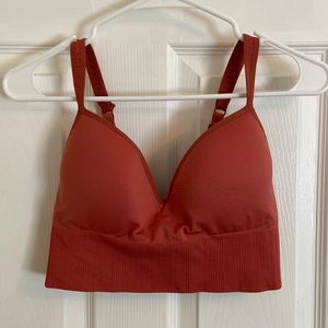 Athleta Embrace sports bra